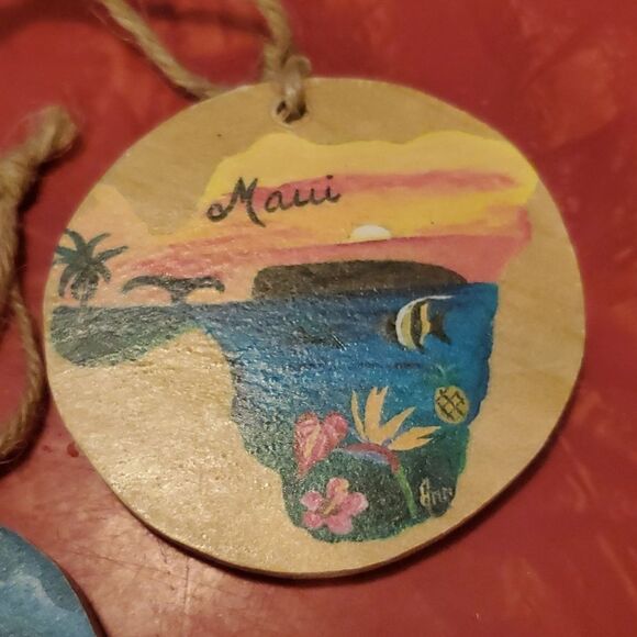 Made on Maui Christmas Ornaments Set of 3 Hawaii - Picture 3 of 5